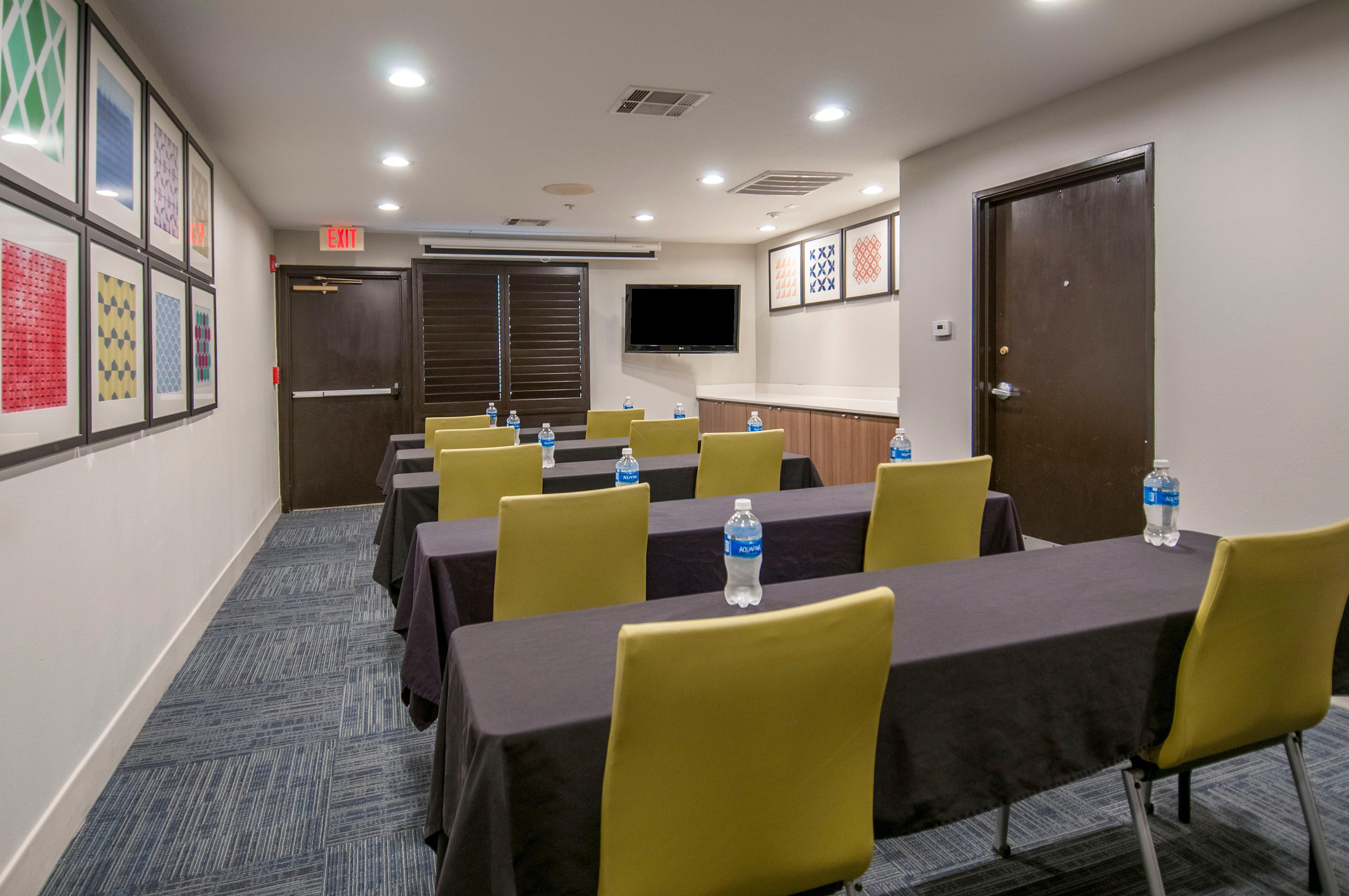 Holiday Inn Express Hotel & Suites Plano West - Frisco By Ihg Eksteriør bilde